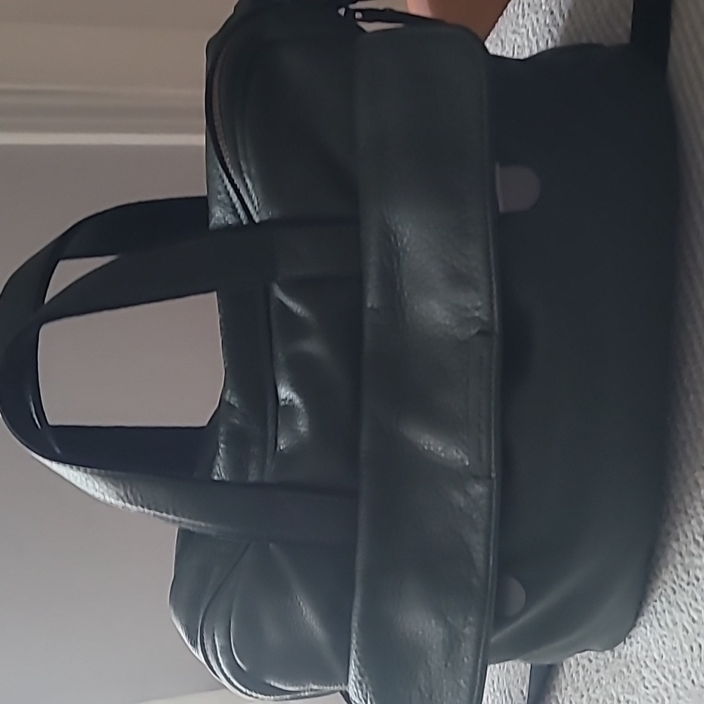 MARC JACOBS LARGE LEATHER  MESSENGER CROSSBODY BAG RARE